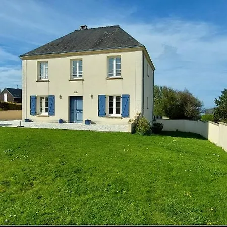 Maison En Bord De *